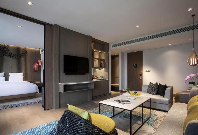 스위트 킹사이즈 침대, Pullman Ciawi Vimala Hills Resort