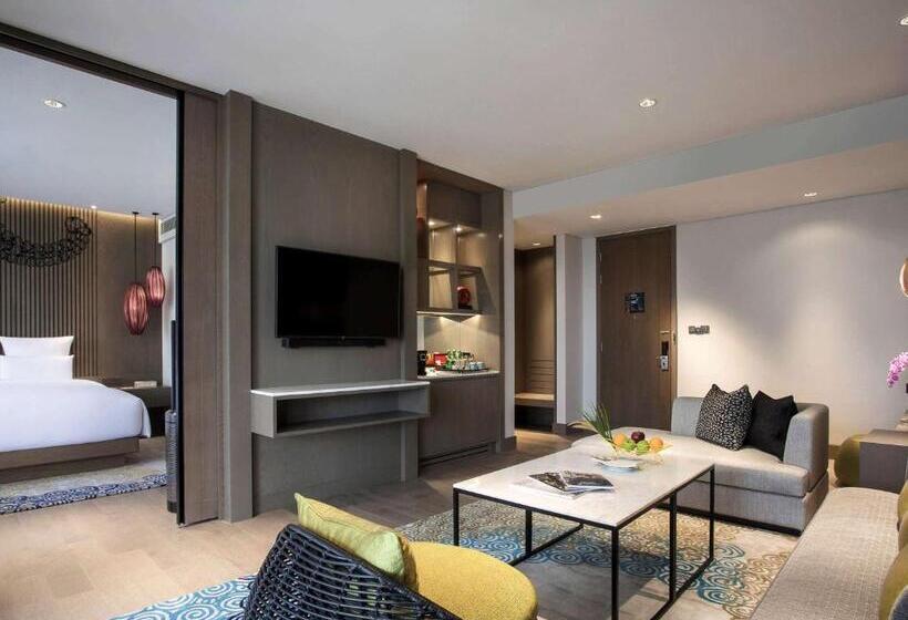 스위트 킹사이즈 침대, Pullman Ciawi Vimala Hills Resort