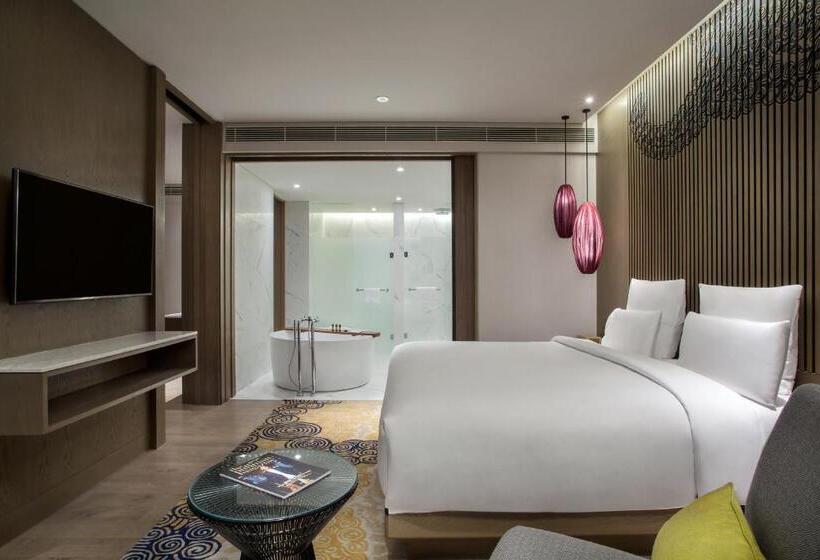 이그제큐티브 스위트, Pullman Ciawi Vimala Hills Resort