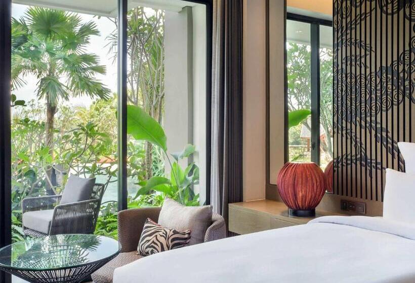 스위트 킹사이즈 침대, Pullman Ciawi Vimala Hills Resort