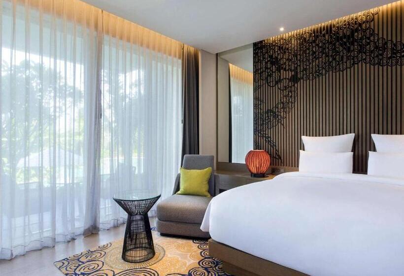 Люкс Кровать Кинг, Pullman Ciawi Vimala Hills Resort