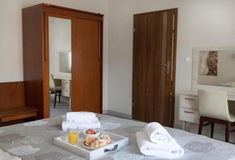 标准间, Pensjonat Przy Deptaku W Centrum Polanicy Zdrój