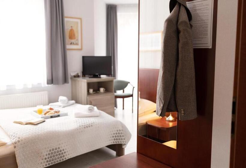 标准间, Pensjonat Przy Deptaku W Centrum Polanicy Zdrój