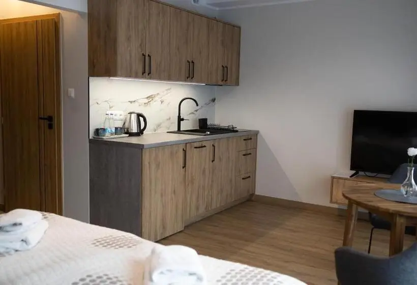اتاق لوکس با بالکن, Pensjonat Przy Deptaku W Centrum Polanicy Zdrój