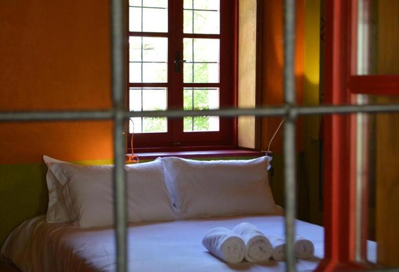 غرفة سوبيريور ثلاثية, Anemi Country Cottage Inn