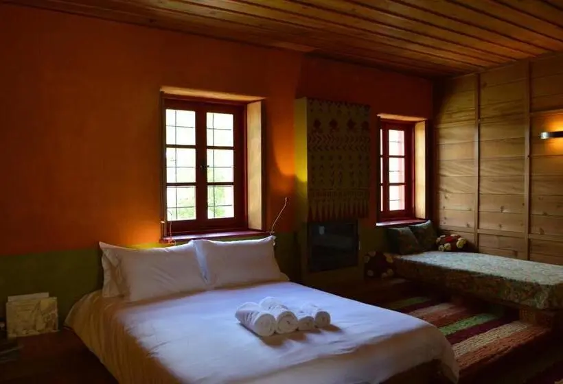 スーペリアトリプルルーム, Anemi Country Cottage Inn
