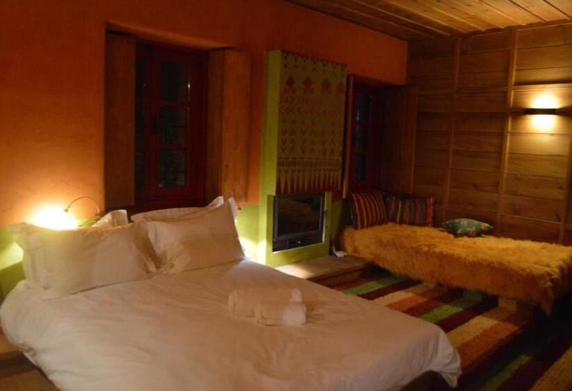 غرفة سوبيريور ثلاثية, Anemi Country Cottage Inn