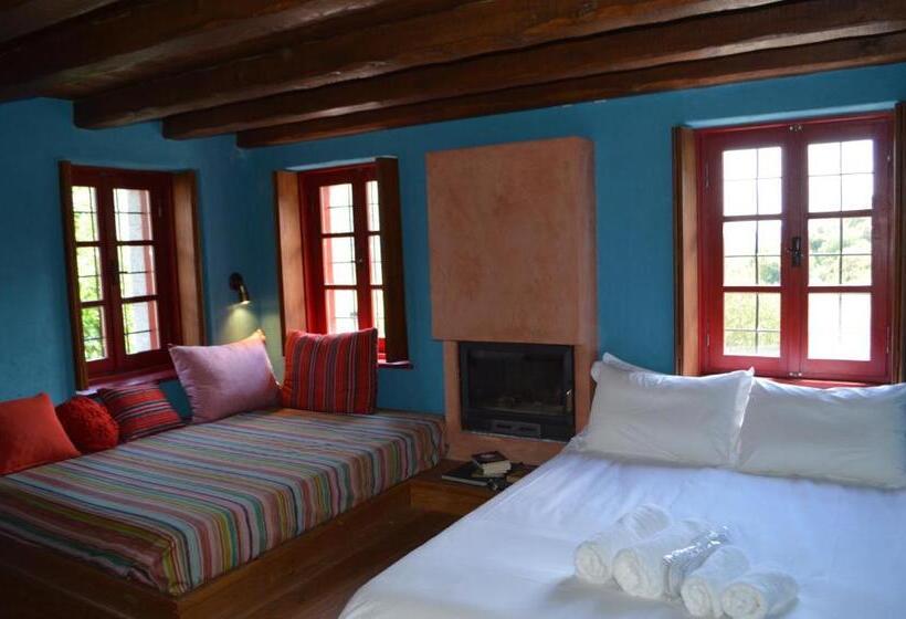 غرفة قياسية مطلة على الجبل, Anemi Country Cottage Inn