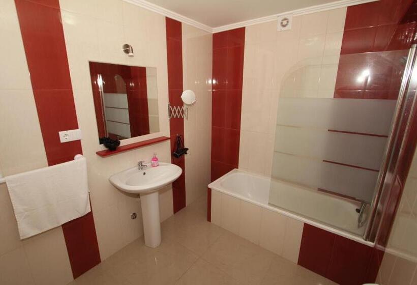 Апартаменты 2 Спальни, Costa & Isaias Apartamentos