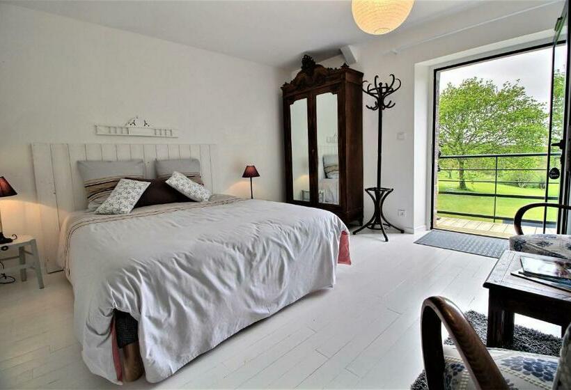 스탠다드 룸, La Fontaine De Resnel