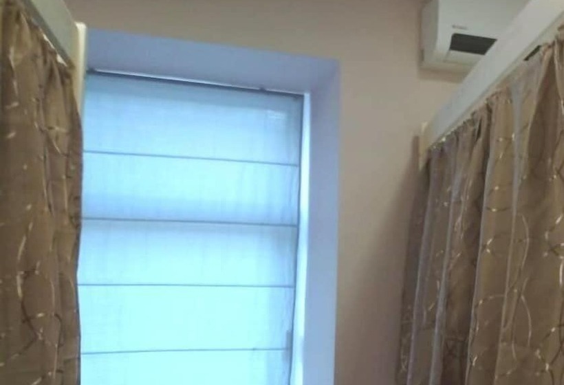 ルームシェアのワンベッド, Hostel Rus Metro Dynamo