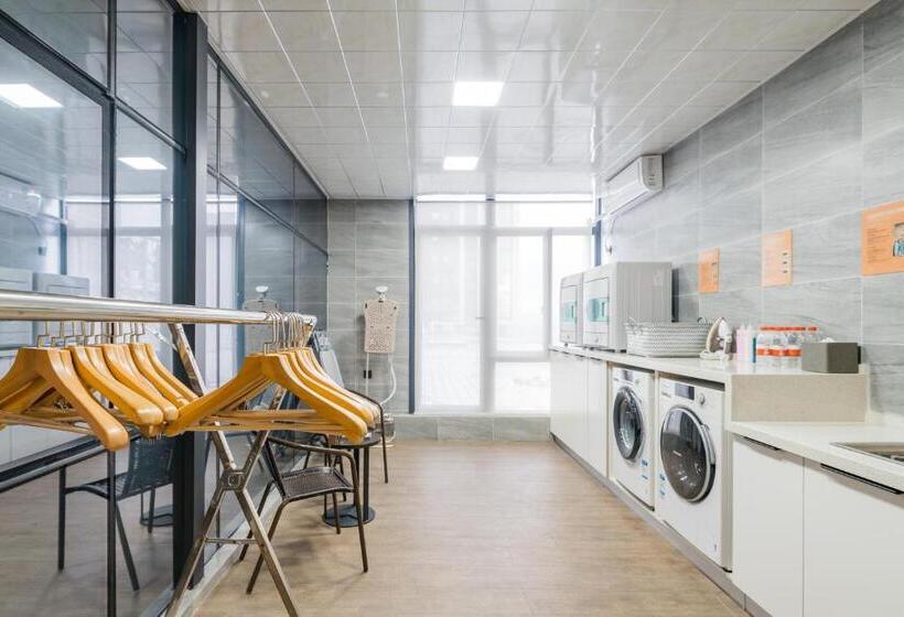 Номер Стандарт, Atour