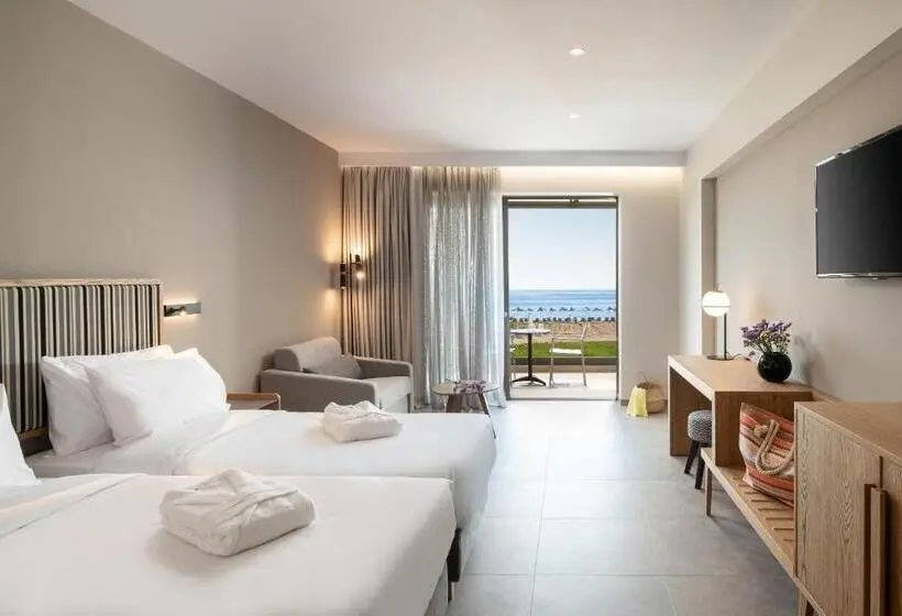 اتاق سوپریور با چشم‌انداز دریا, Portes Lithos Luxury Resort