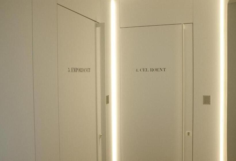 اتاق استاندارد, Can Liret