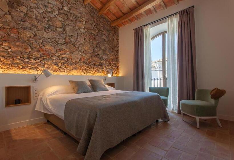 اتاق استاندارد, Can Liret