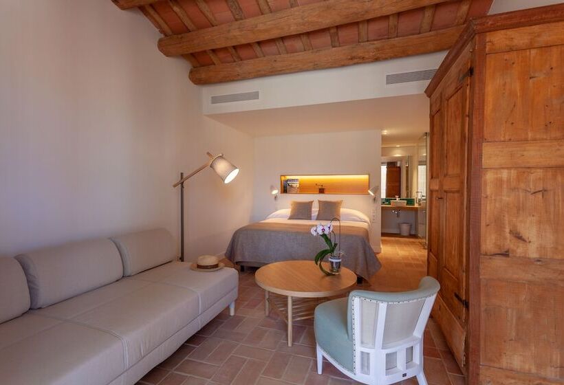 Suite with Terrace, Can Liret