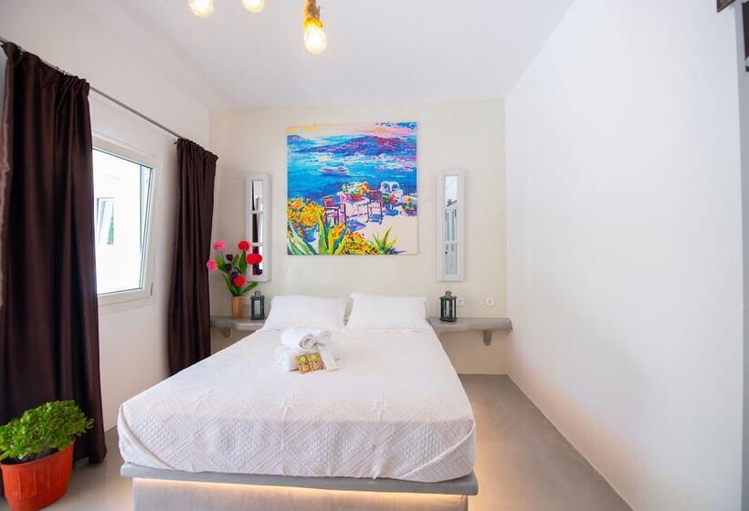 חדר אקונומי, Arlene Boutique