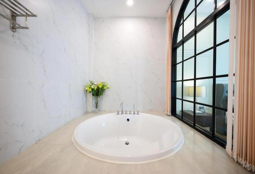 Вилла с 1 спальней и бассейном, Villa Seville