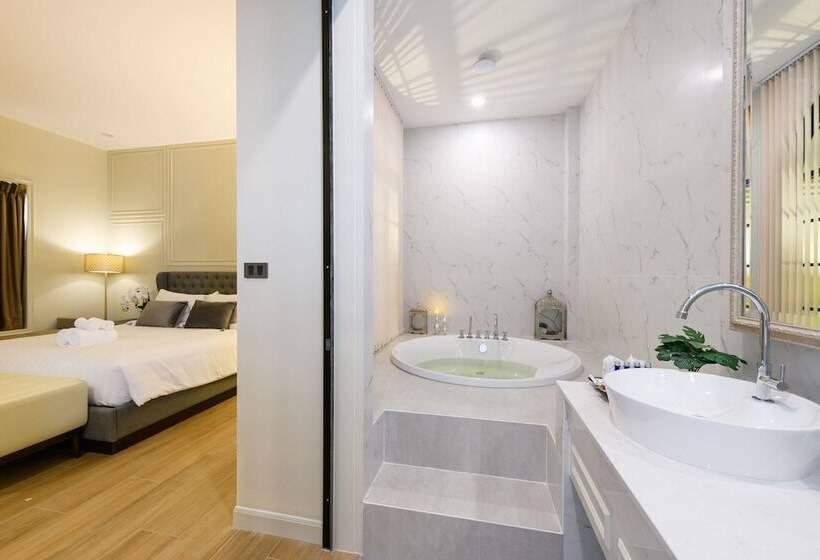 Вилла с 1 спальней и бассейном, Villa Seville