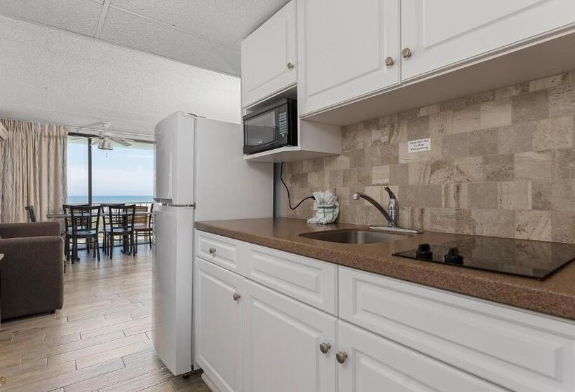 Люкс Кровать Кинг, Beau Rivage Beach Resort