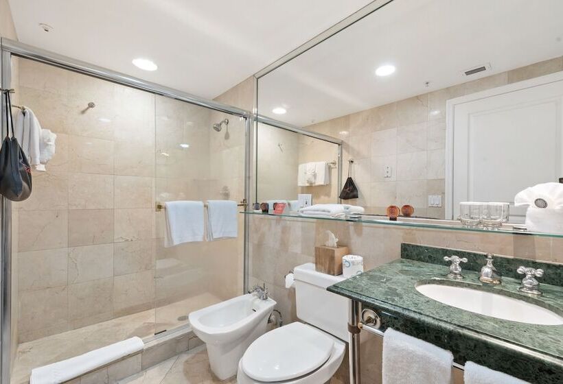 إستوديو ديلوكس, Bentley Hotel South Beach