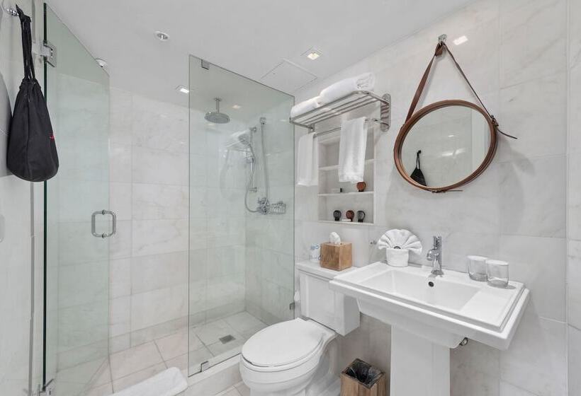 إستوديو ديلوكس, Bentley Hotel South Beach