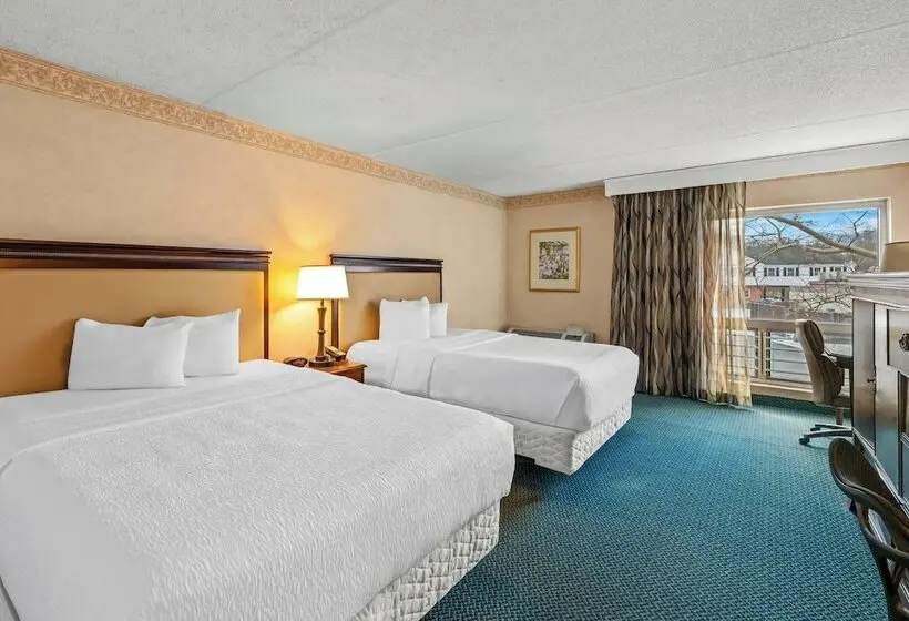 ２ダブルベッドのスタンダードルーム, Best Western Plus Chelmsford Inn
