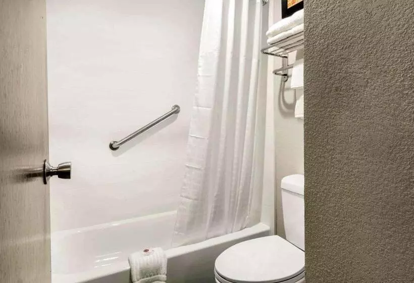 Standard-huone King-vuode, Comfort Inn Airport