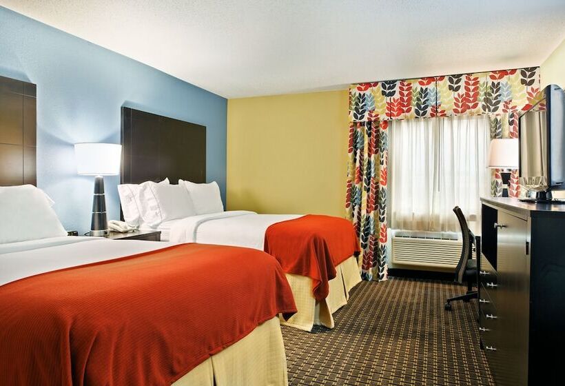 Номер Стандарт 2 Двуспальные Кровати, Holiday Inn Express Hotel Fort Campbell Oak Grove, An Ihg