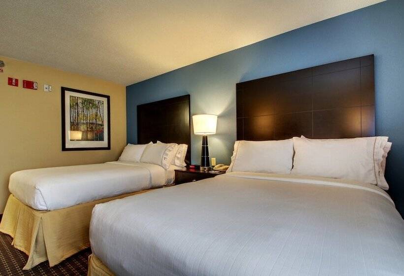 스탠다드 룸 더블 침대 2개, Holiday Inn Express Hotel Fort Campbell Oak Grove, An Ihg