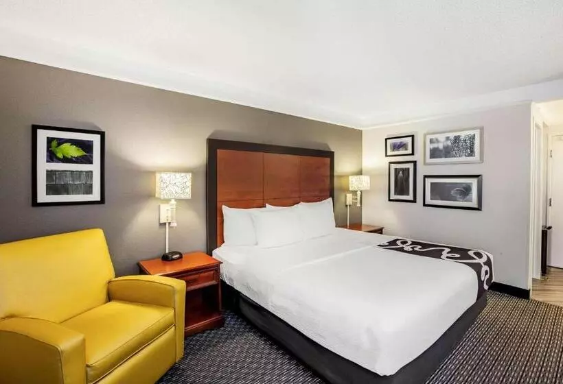 Standard-huone King-vuode, La Quinta By Wyndham Houston Baytown East