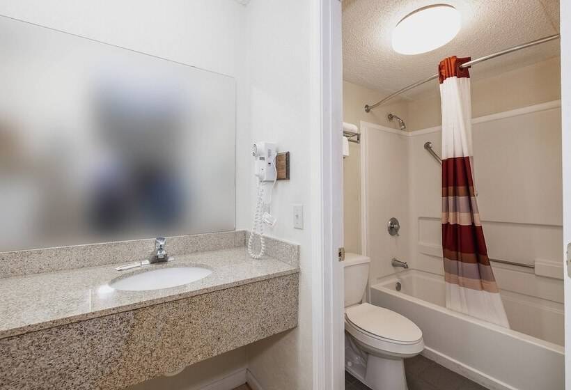 חדר דלוקס, Red Roof Inn & Suites Rome