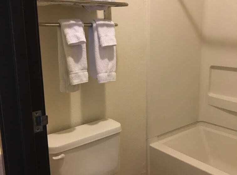 Номер Deluxe, Travelodge By Wyndham Albuquerque East