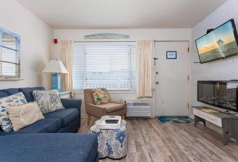 شقة غرفتين, Beachcomber Resort