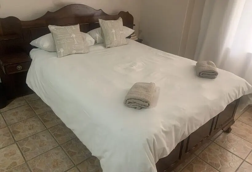 اتاق خانوادگی, Namgate Guesthouse