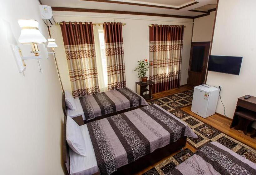 スタンダードトリプルルーム, Xurshidabonu Guest House