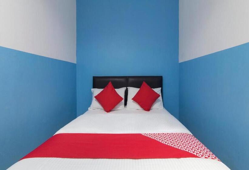 Номер Стандарт, Oyo 44072 Mines Cempaka