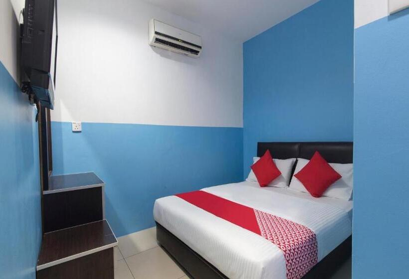 Номер Стандарт, Oyo 44072 Mines Cempaka