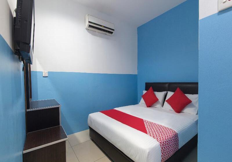 Номер Стандарт, Oyo 44072 Mines Cempaka