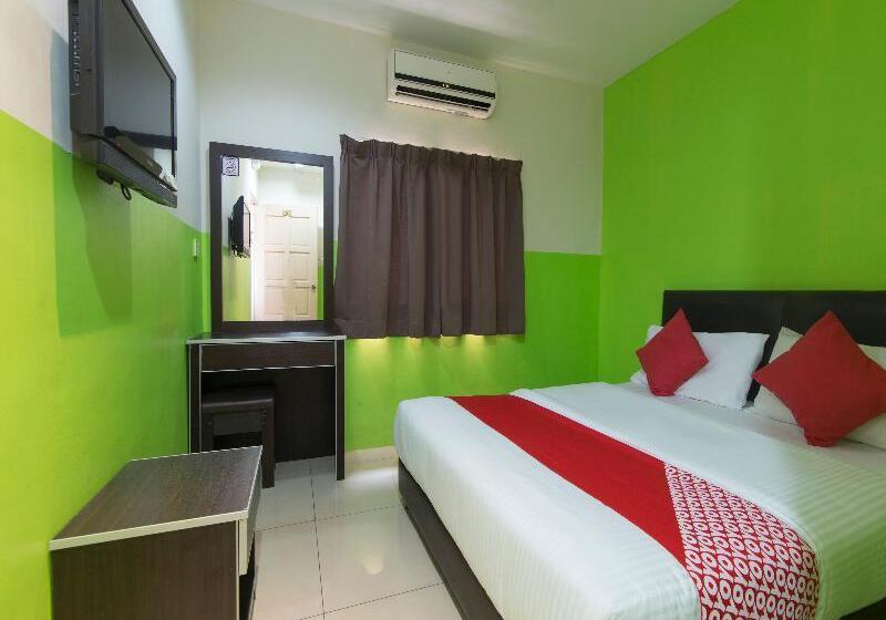 Номер Deluxe, Oyo 44072 Mines Cempaka