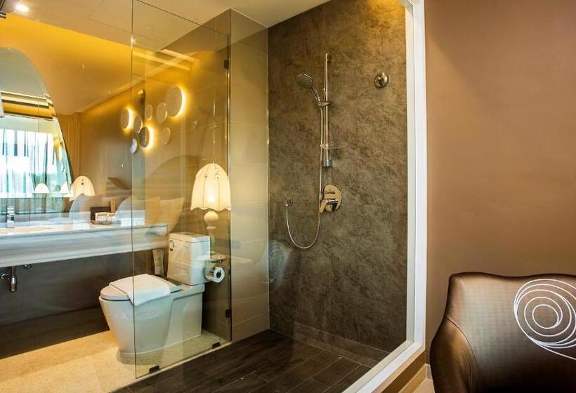 スーペリアールーム, Rachabhura