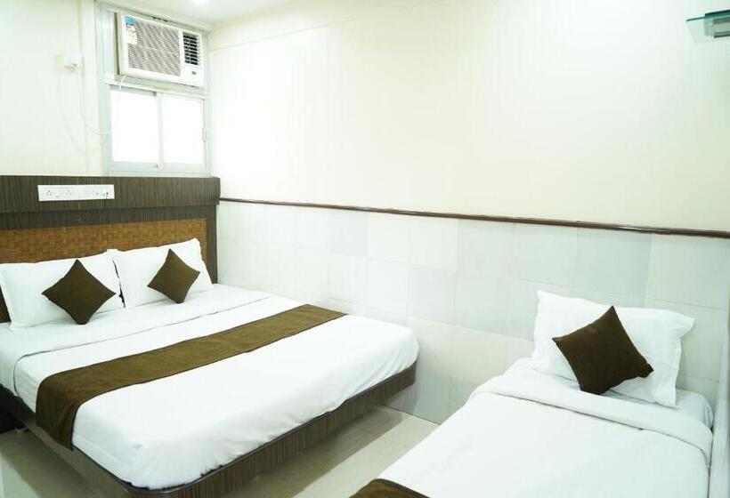 三人经典房间, Sharda Residency