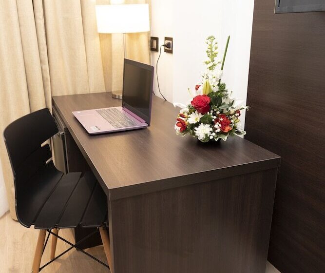 スーペリアールーム, Amerian Rafaela