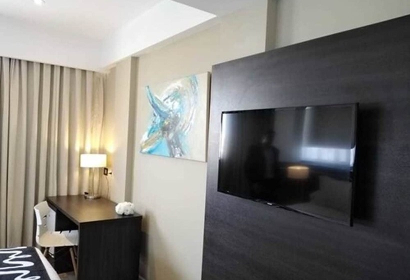 スーペリアトリプルルーム, Amerian Rafaela