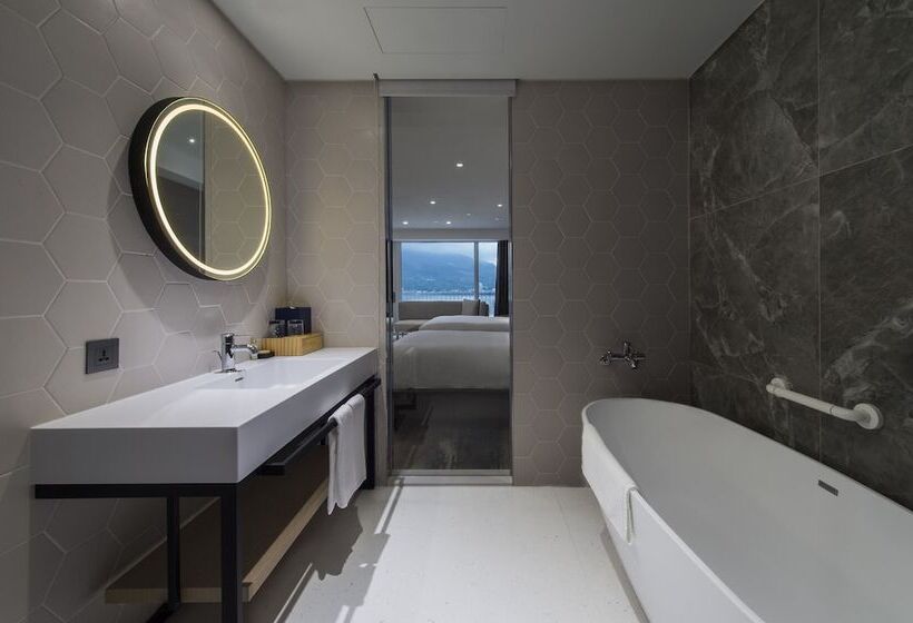 اتاق لوکس, Golden Tulip Fab Hotel New Taipei