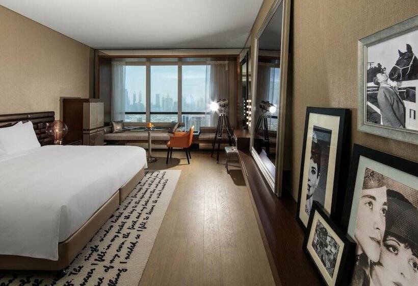 اتاق خانوادگی, Paramount Hotel Dubai