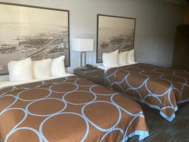 Standard-huone, Super 8 By Wyndham Newport News
