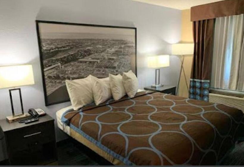 Standard-huone, Super 8 By Wyndham Newport News