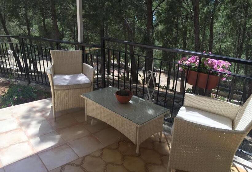 آپارتمان 1 خوابه, Villa Marhu