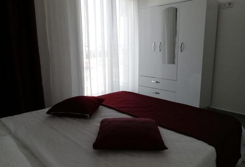 Апартаменты 1 Спальня с Террасой, çi̇çek Apart Otel